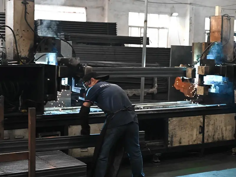 CO2 shielded robotic and manual welding
