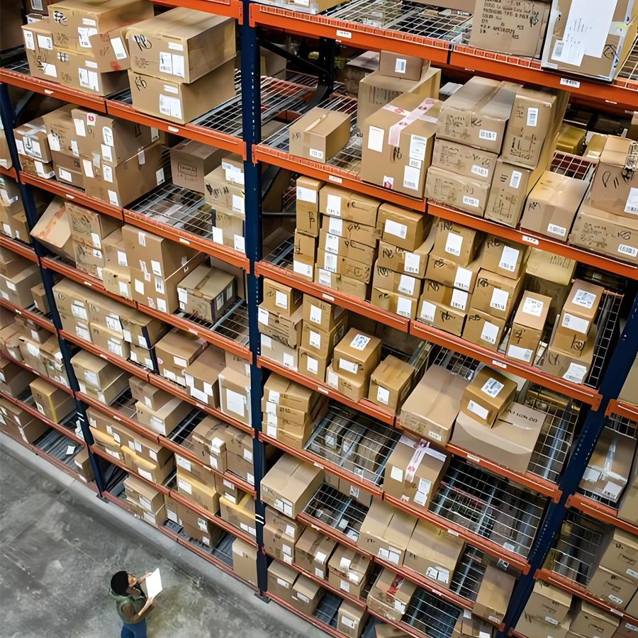 Industrial Heavy Duty Adjustable Pallet Racks with Cold Rolled Steel Powder Coated Custom Racking Layout for Overseas Warehouse