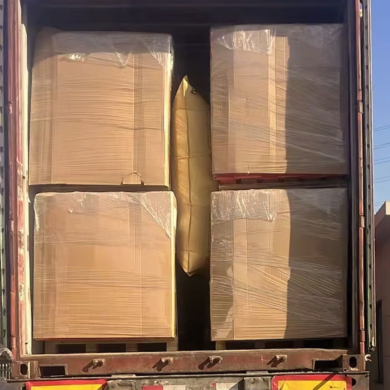 Steel Pallet Loading