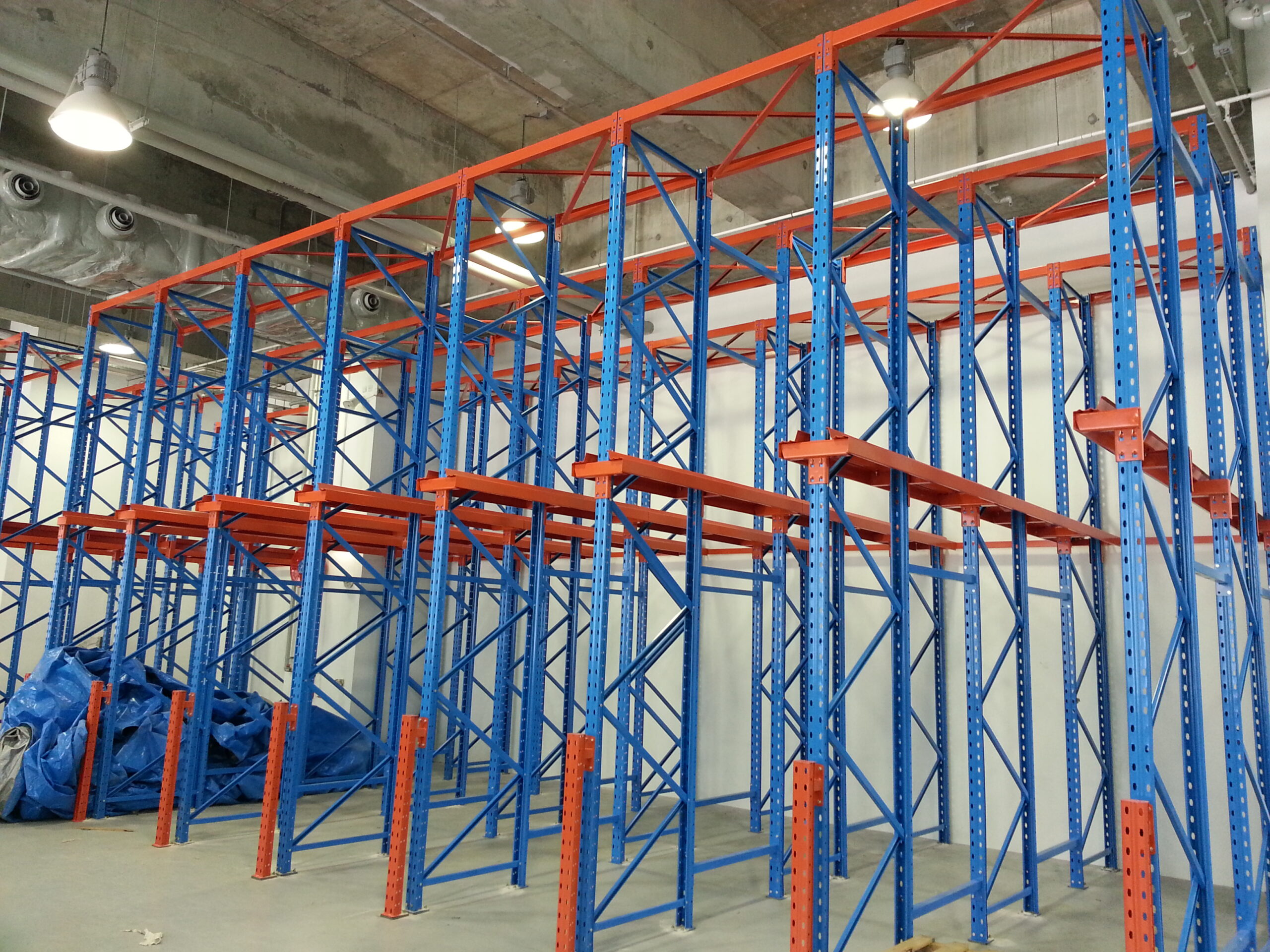 Industrial Metal Warehouse Racking System Drive Pallet Storage Drive-In Pallet Rack Shelves for Industrial