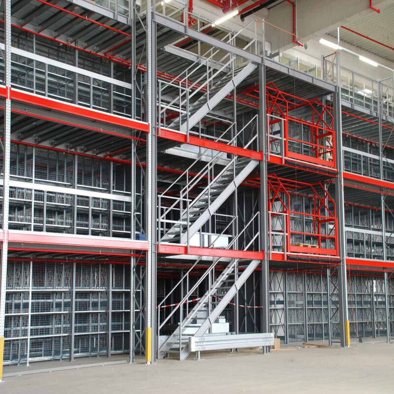 Mezzanine Rack Showcase