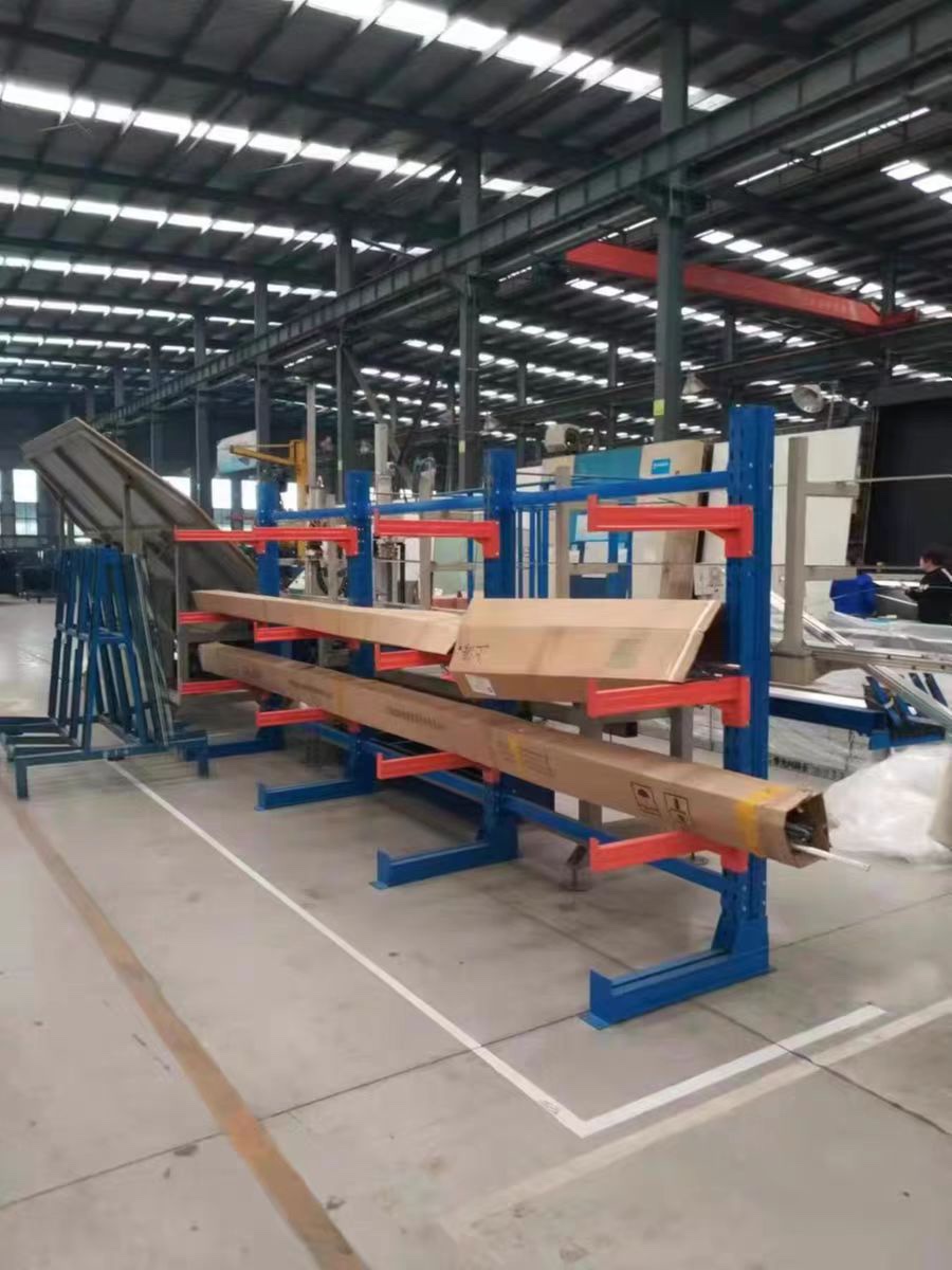 Industrial warehouse cantilever rack detail 3