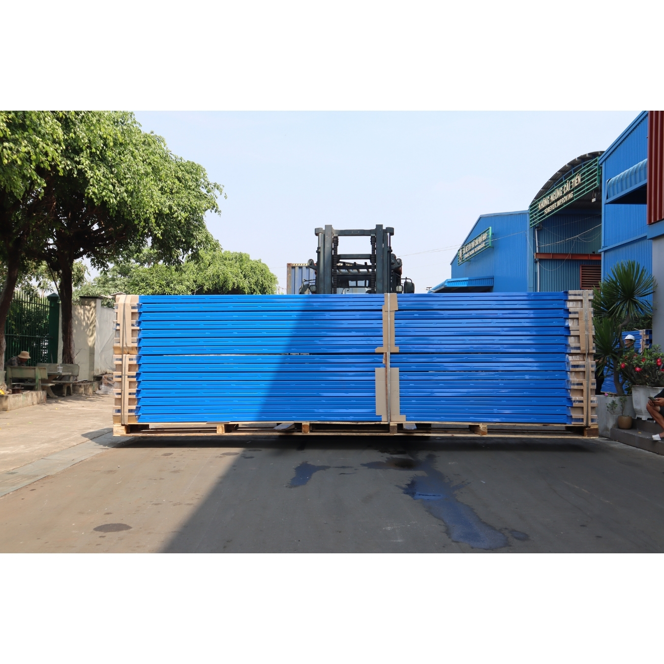 Heavy-Duty Stainless Steel Semi-Automatic Radio Shuttle Automated Retrieval System For Efficient Warehouse Storage