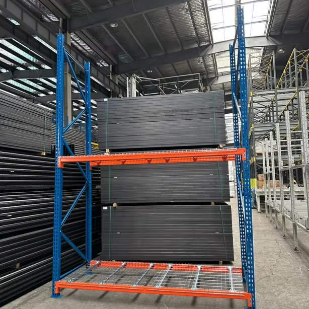 Heavy Duty Steel Single-Depth/Double-depth Selective Pallet Racks CE Certified Corrosion Protection Standard Wide Aisle Full