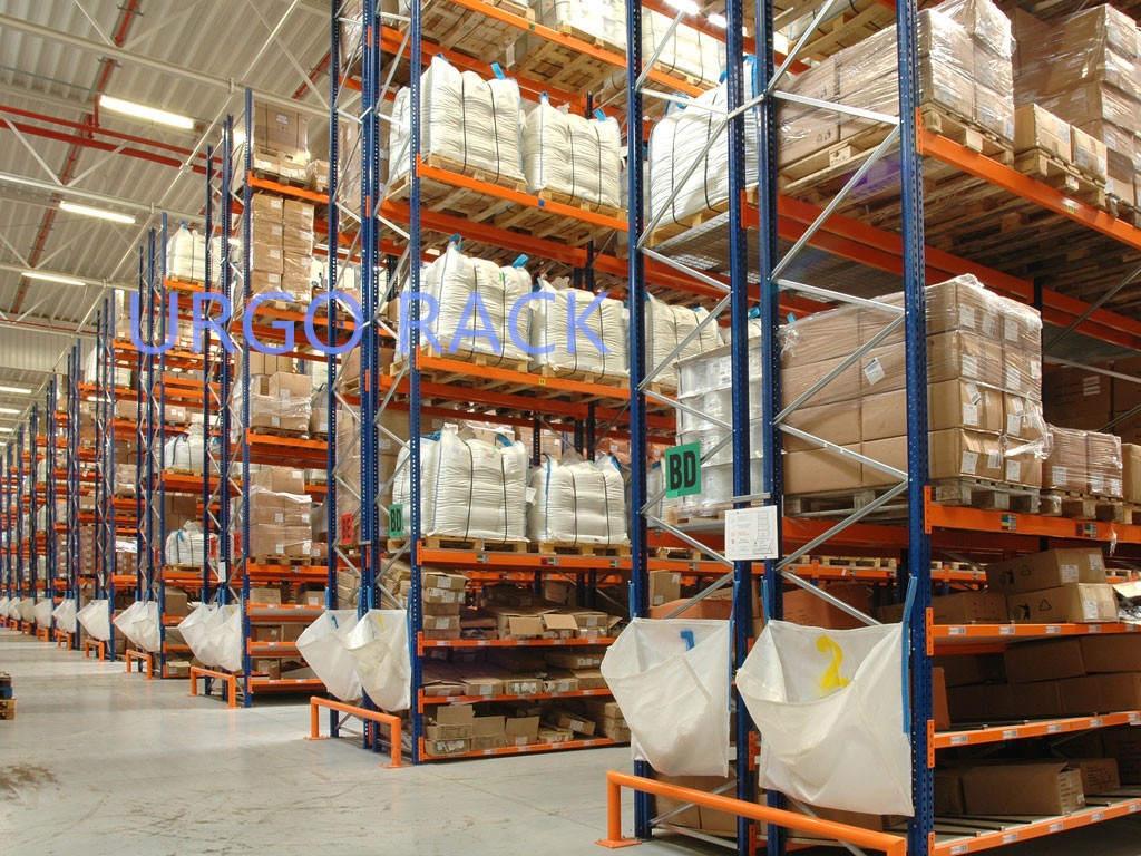 Warehouse Selective Storage Teardrop Pallet Rack