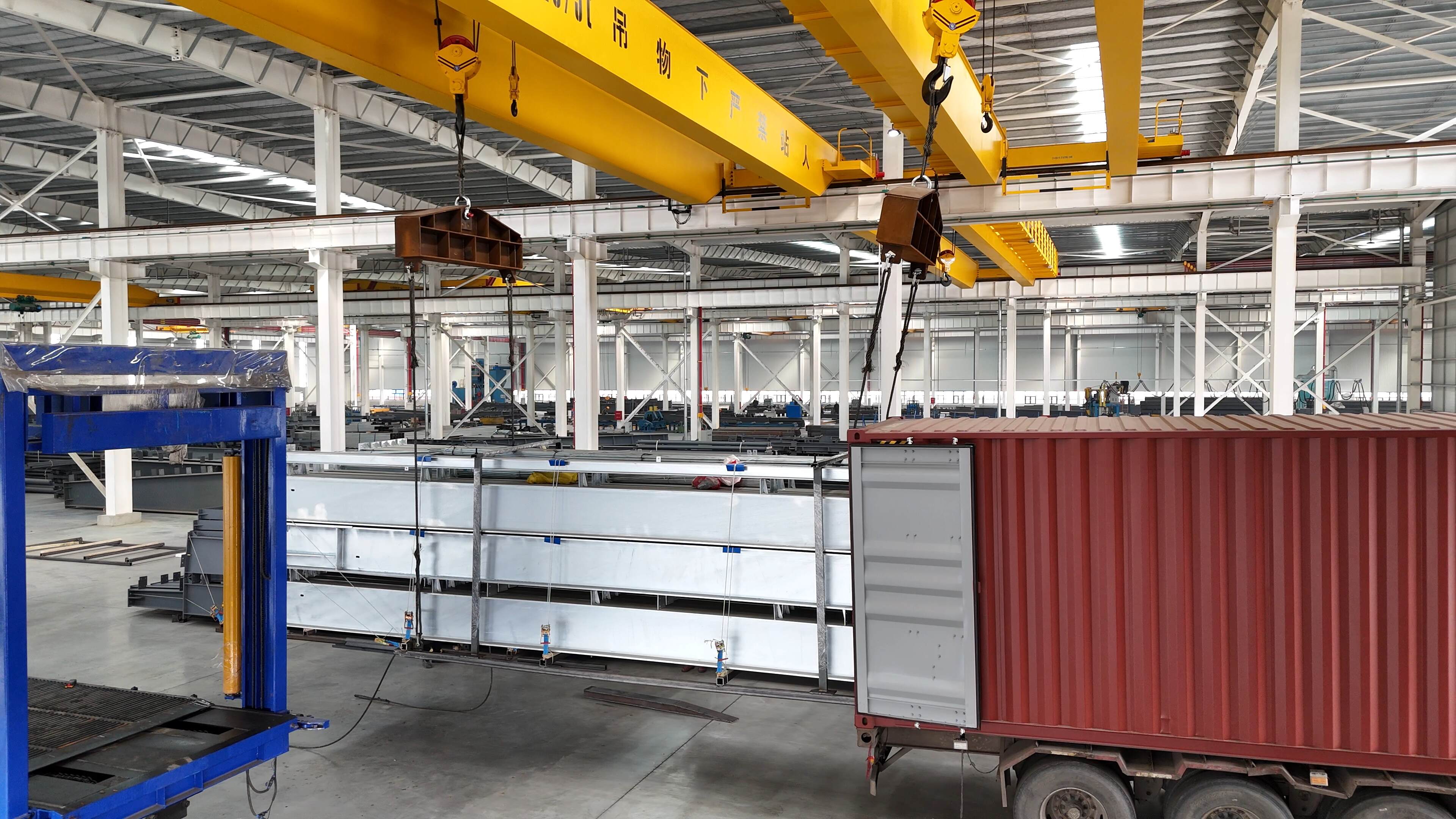 Container Loading On-site 2