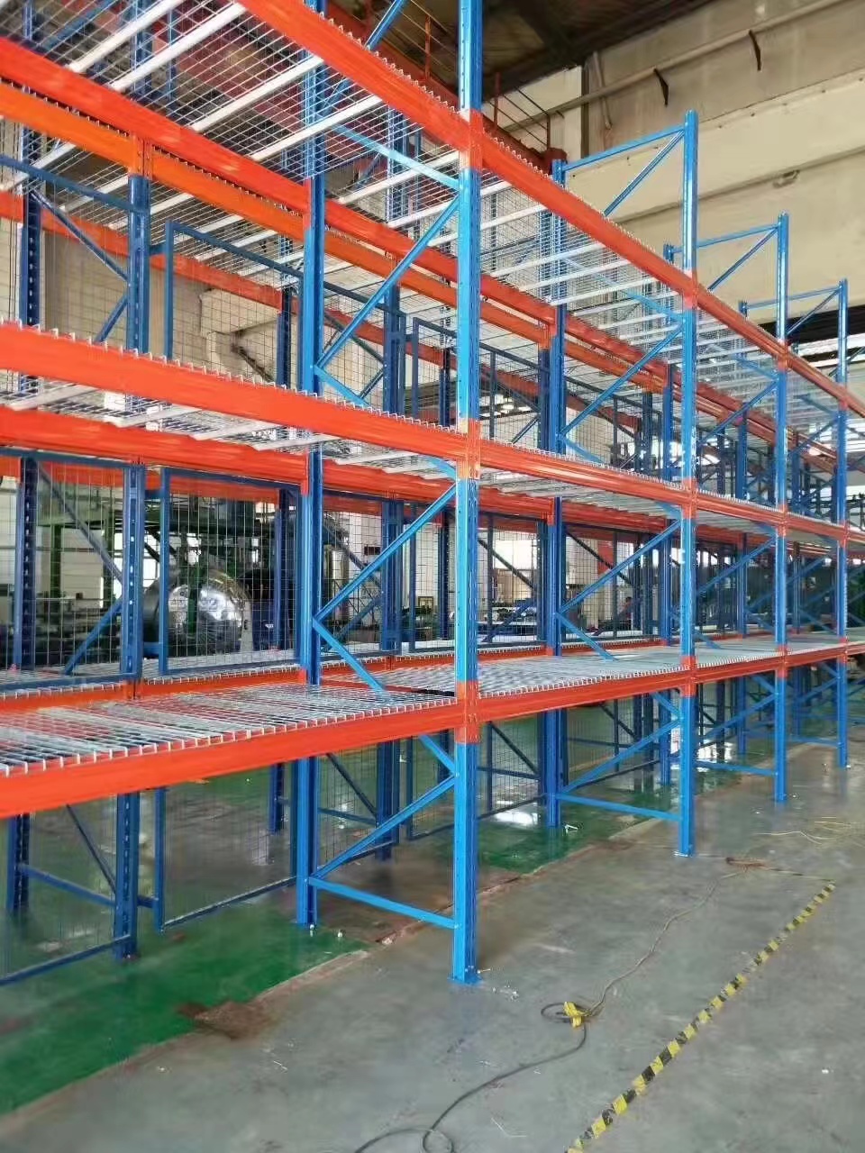 Heavy-Duty Steel Pallet Rack, Powder-Coated Finish, Adjustable Size, Customizable Load-bearing Panels &amp; Colors