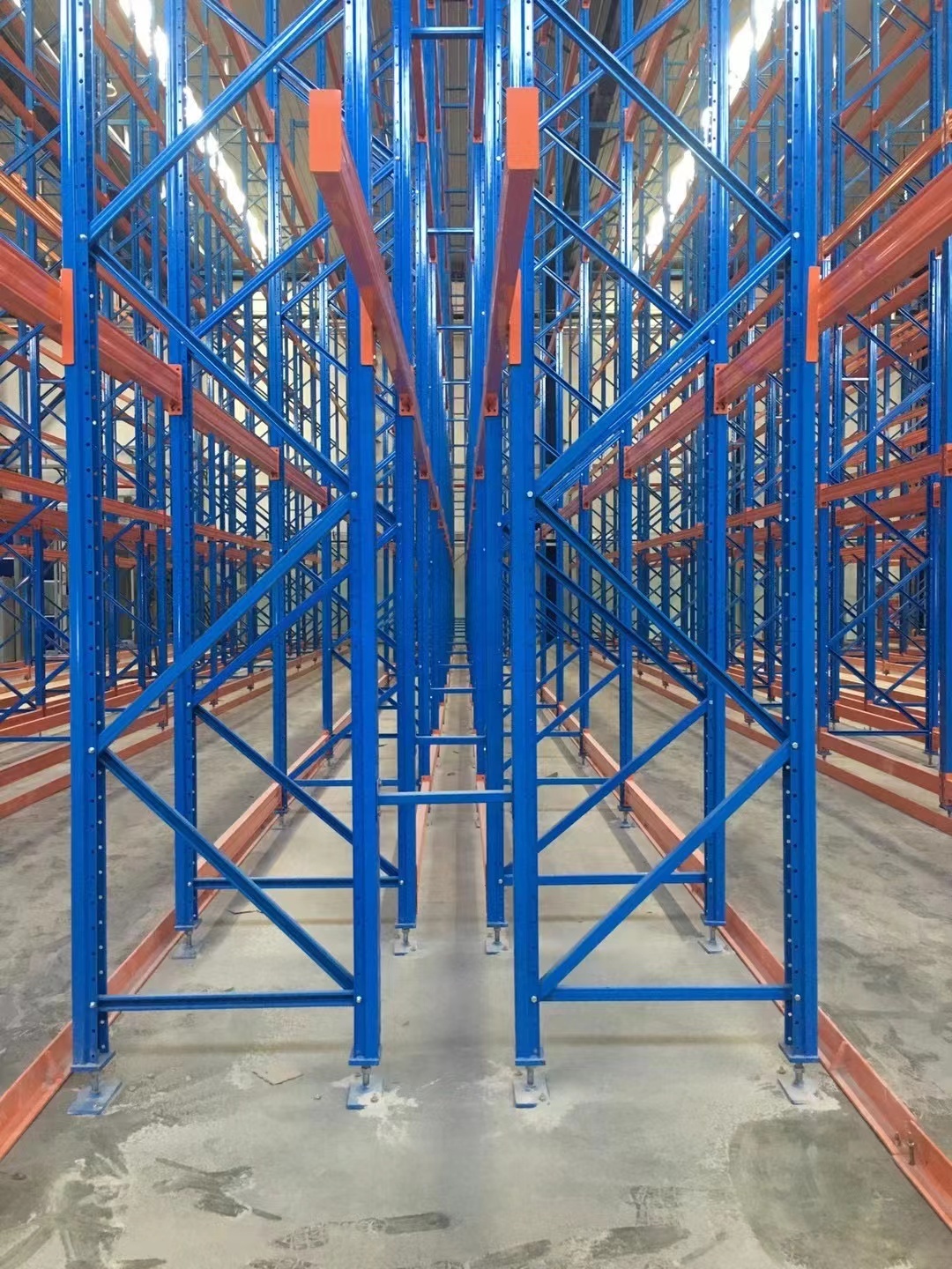 Heavy Duty Steel Panel Pallet Racking Warehouse Beam Racking Pallet Storage Shelving Plug-in
