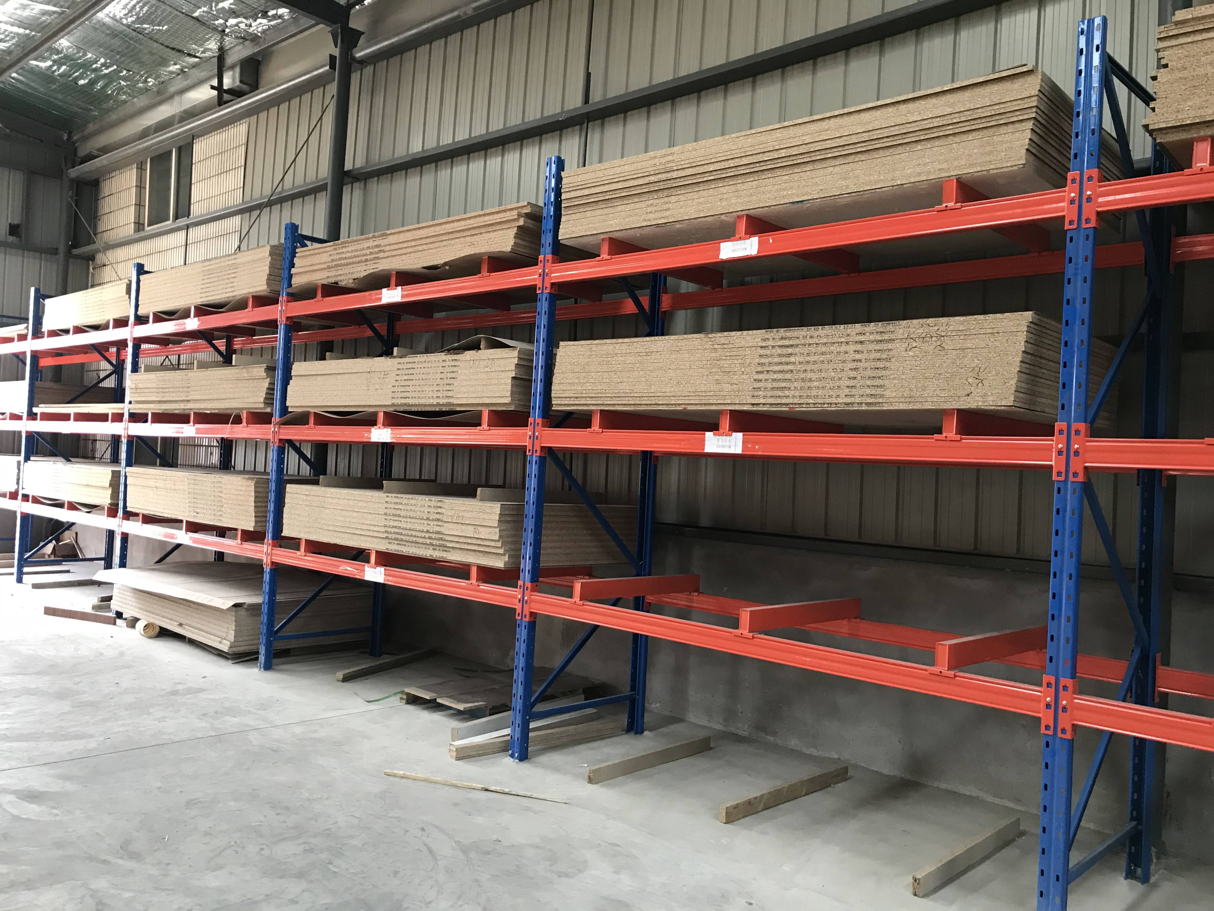 Selective Medium Duty Cold Rolled Steel Pallet Rack Frame System Common Upright Column for Factory Warehouse Expansion Racking