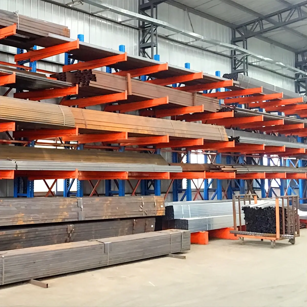 Heavy duty cantilever system view 3