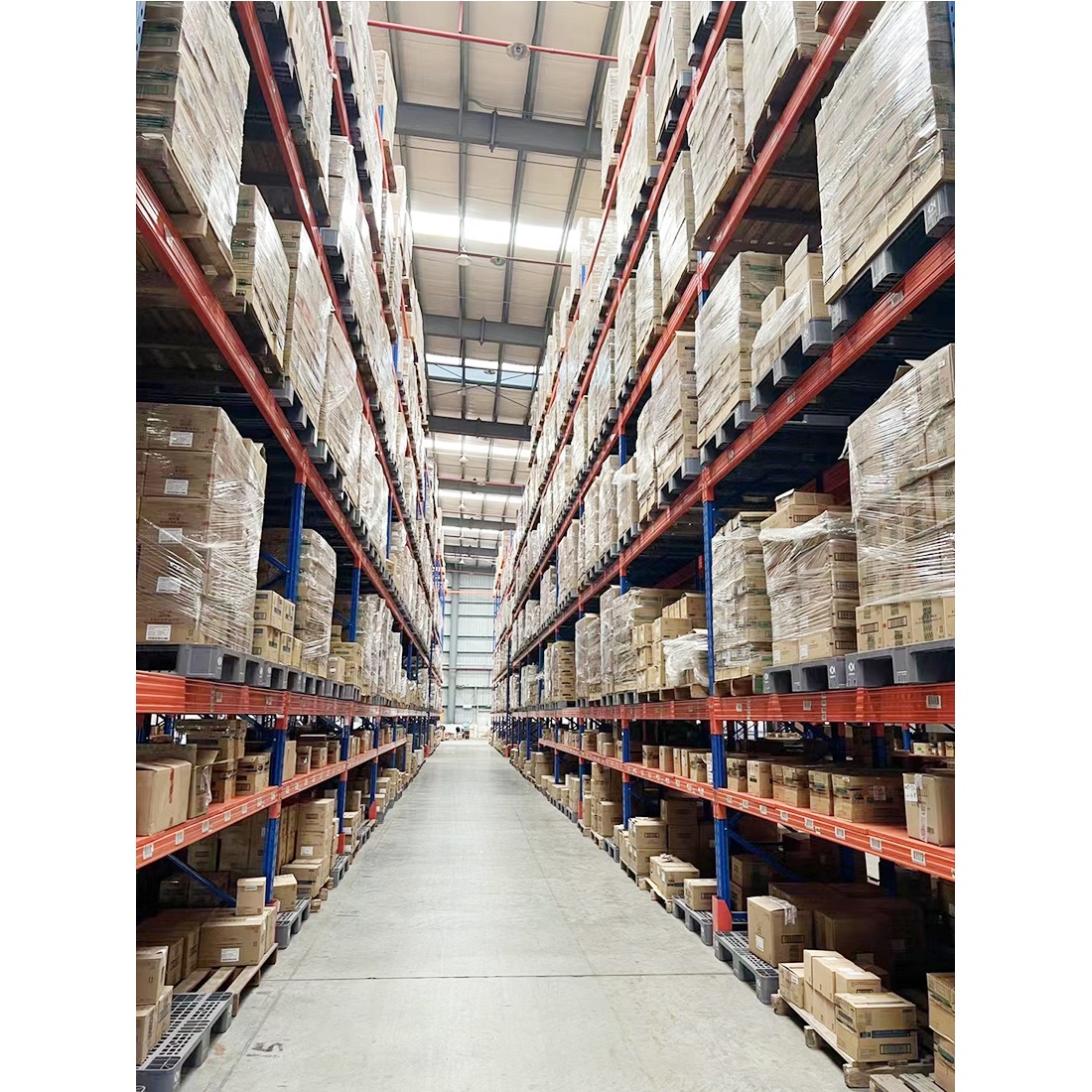 Customized Mobile Van Double Deep Racking System Rack Wide Aisle Density High Bay Pallet Metal Warehouse Racking