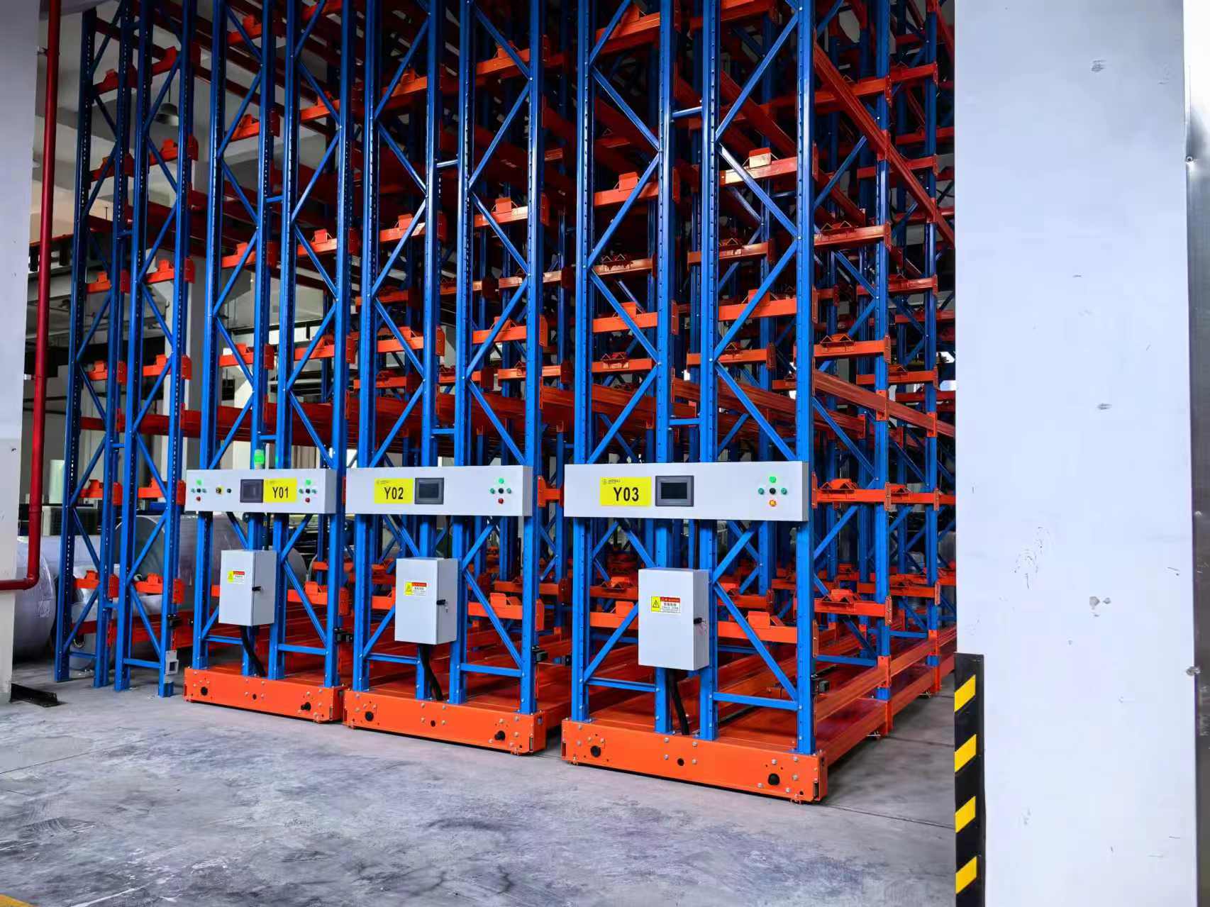 Corrosion-resistant Automatic Electric Mobile Pallet Racking Warehouse Shelves Mobile Rack System for Cold Room Storage